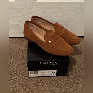 Ralph Lauren - women’s loafer - size 7.5 - great condition